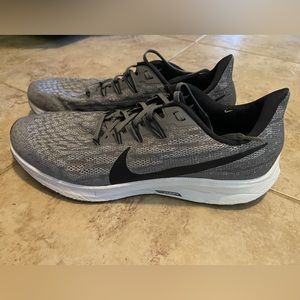 *EUC* Nike Air Zoom Pegasus 36 “Gunsmoke” - Men’s Size 13